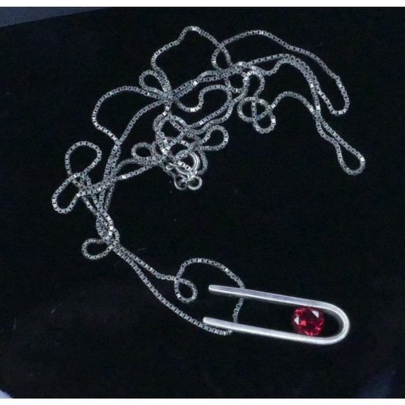 Modernist Sterling Silver Pendant Necklace With Garnet Gemstone On Long Box Chai - Picture 8 of 13